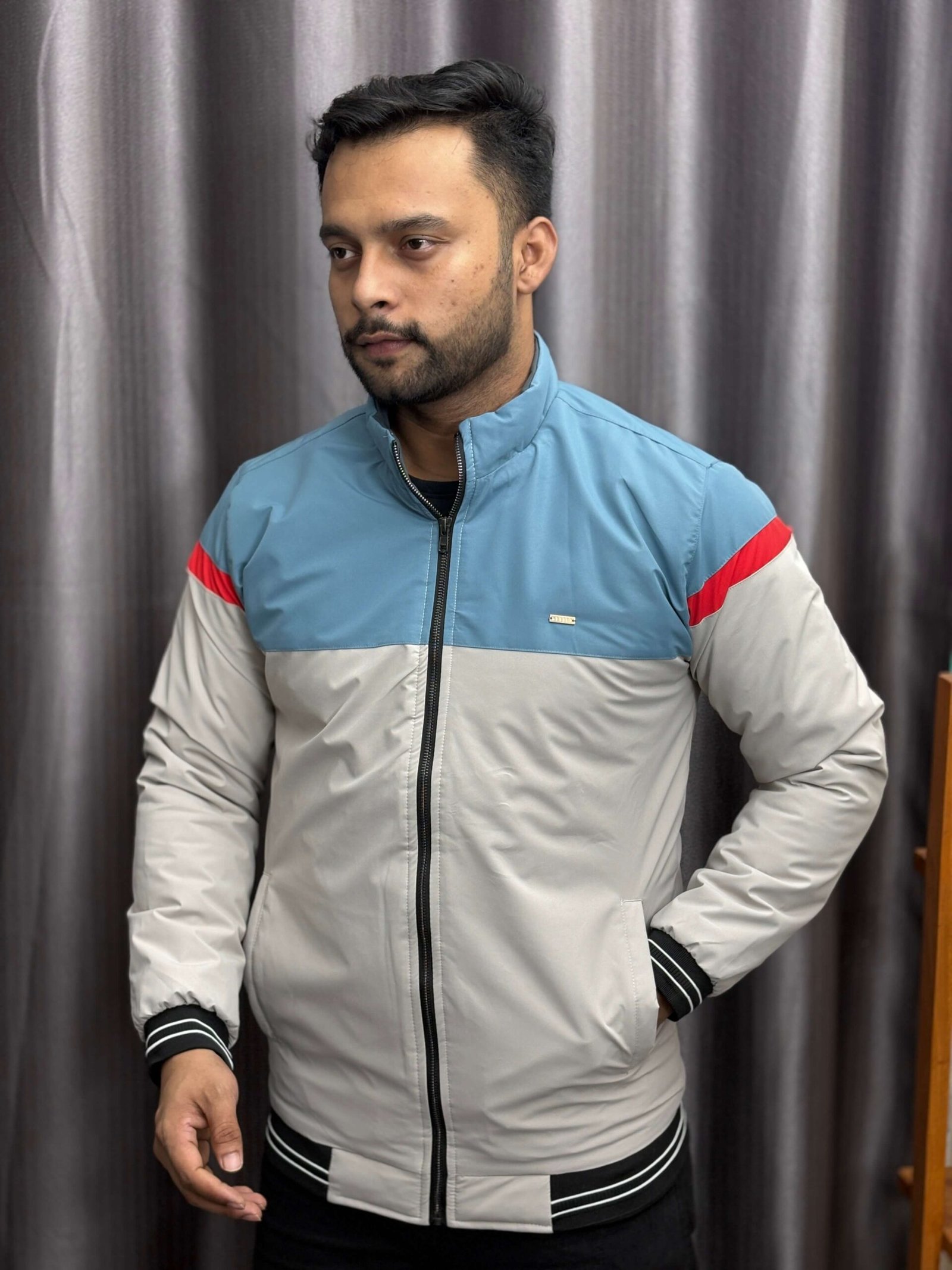 Sky blue and stone grey contrast